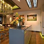 Luxuryflat Near Centre On118 Sqm, 3br,2bth,8bed,ac